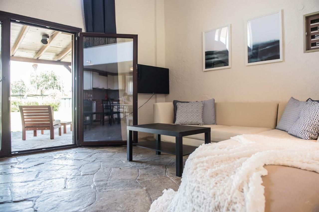 White Blossom Villa #Fourka Skála Foúrkas Exterior foto